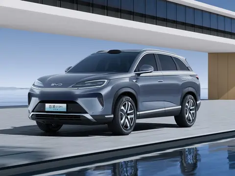 比亚迪拿出“诚意”！中大型SUV才16万多，油耗0.94L，续航1320km
