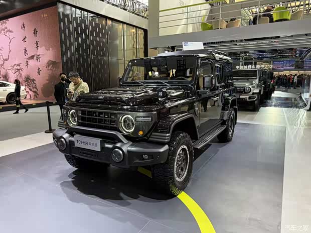 2025广州车展：212 T01长风柴油版首发亮相
