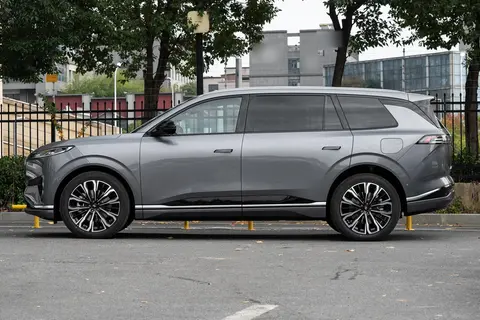 真实车主分享！2025 款东风奕派 eπ008 购车指南