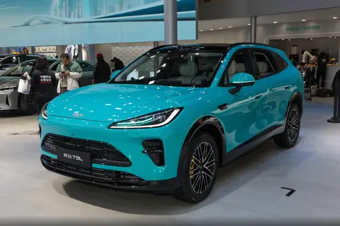 奇瑞明年重心又放在风云系列身上？全新中型SUV亮点真挺多！